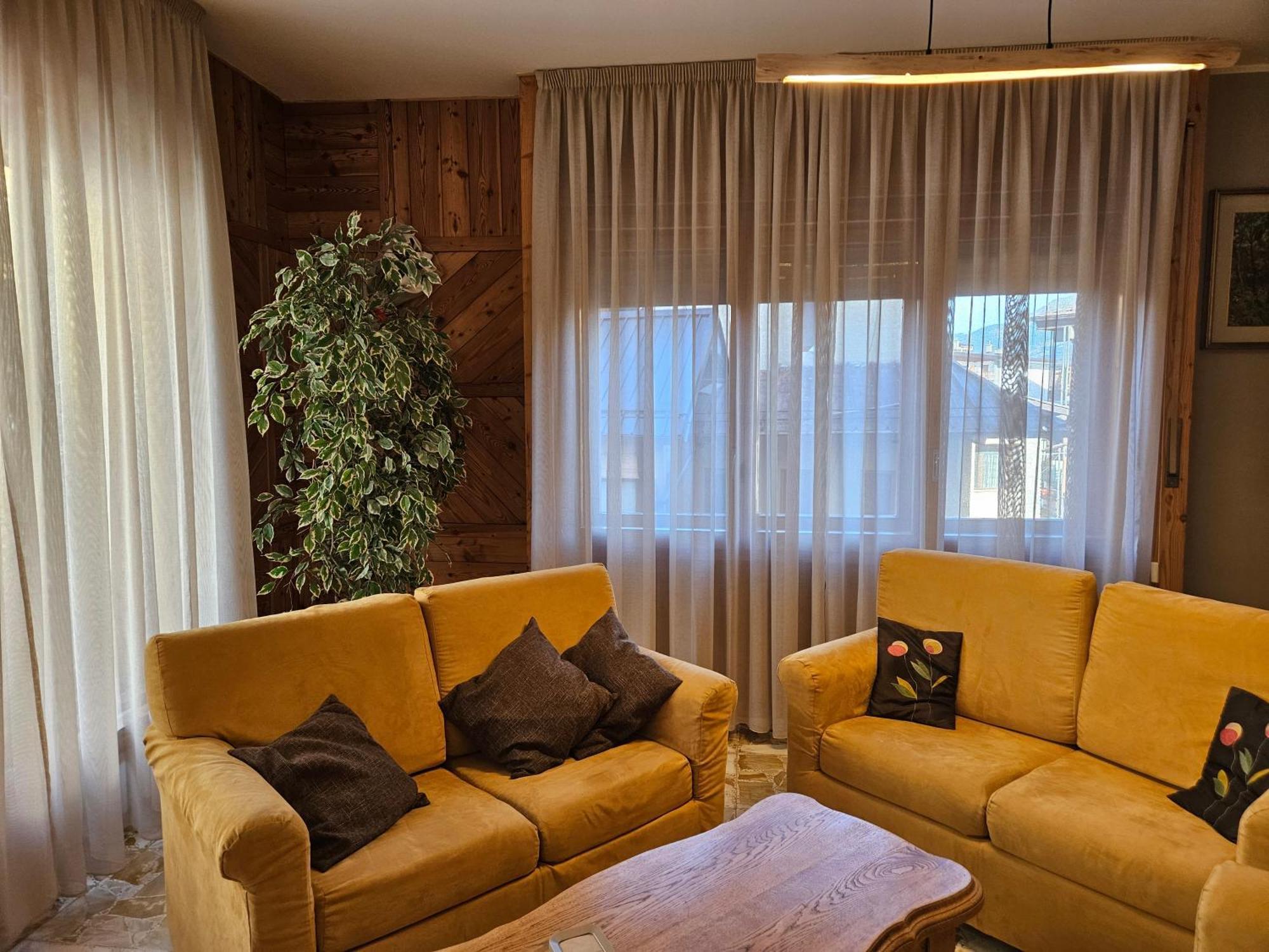 Hotel Holiday Debili Oulx Extérieur photo